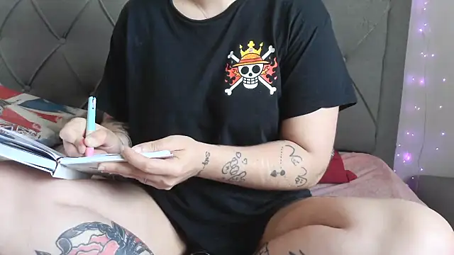bunnyfox420 online show from 04.22.26