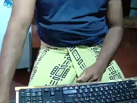 Snapshot of lolboy1234Z chatting on 11.10.25 lolboy1234Z online show from 11.10.25