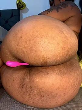 Snapshot of Charlotte_bronxxx chatting on 01.07.26 Charlotte bronxxx online show from 01.07.26