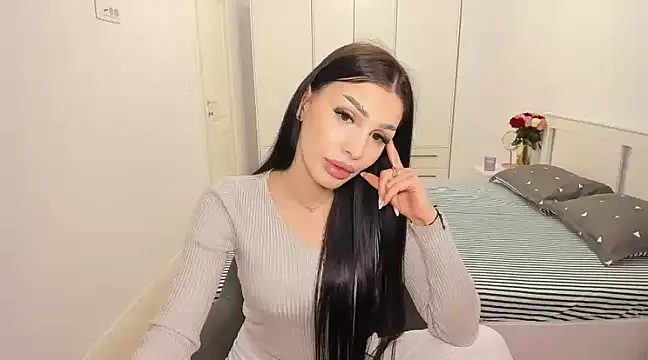 HelenShawn online show from 02.18.25