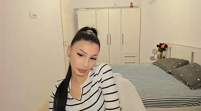 HelenShawn online show from 02.21.25