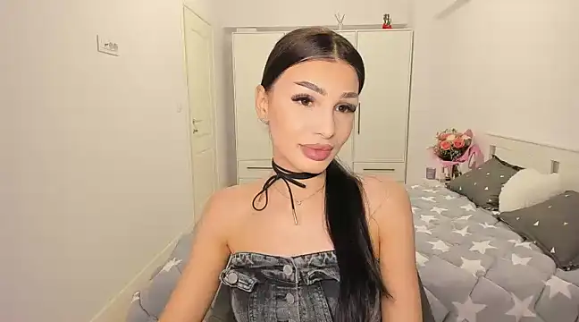 HelenShawn online show from 02.25.25