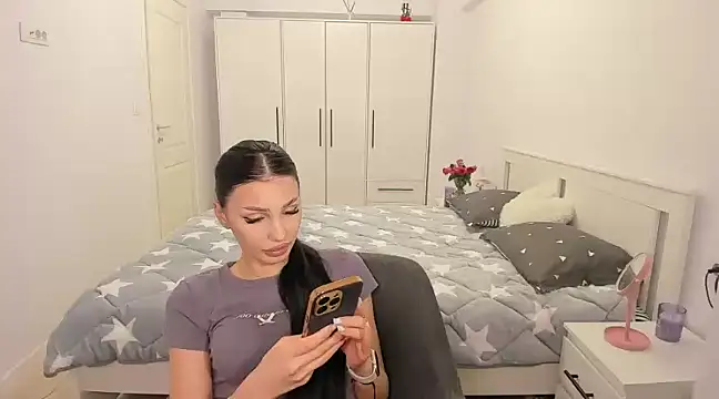 HelenShawn online show from 03.05.25