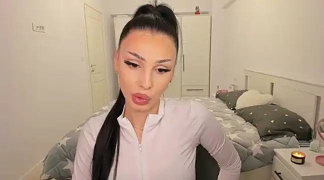 HelenShawn online show from 03.14.25