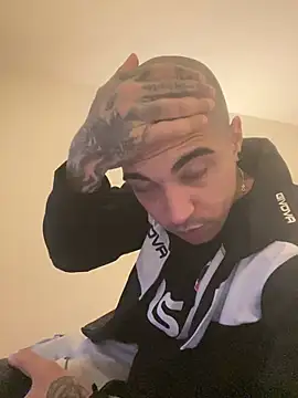 Snapshot of tony51753 chatting on 01.23.25 tony51753 online show from 01.23.25