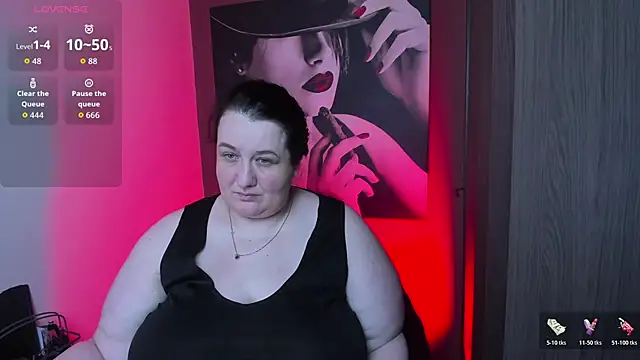 QueenOfHaze online show from 05.06.26