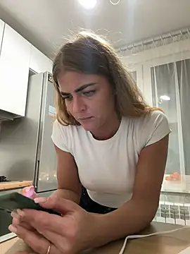 Snapshot of Donna_Sun chatting on 02.04.25 Donna Sun online show from 02.04.25