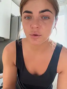 Snapshot of Donna_Sun chatting on 02.24.25 Donna Sun online show from 02.24.25