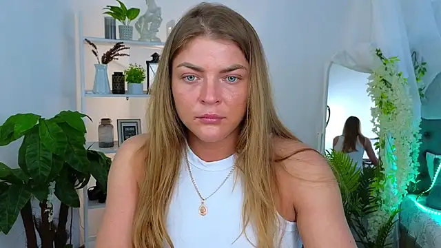 Snapshot of Donna_Sun chatting on 02.28.26 Donna Sun online show from 02.28.26