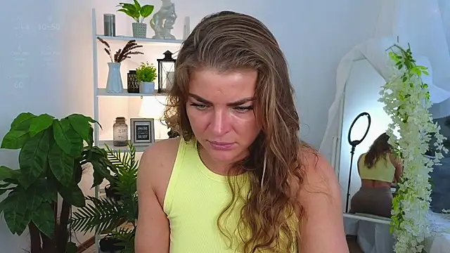 Snapshot of Donna_Sun chatting on 03.25.26 Donna Sun online show from 03.25.26