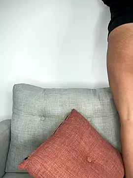 MeganCrow online show from 11.03.25