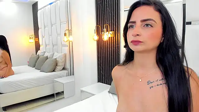 victoria cambell  online show from 02.25.25