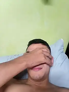 Snapshot of andresiito203 chatting on 09.23.25 andresiito203 online show from 09.23.25