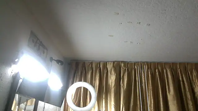 Snapshot of sexyhotstud12 chatting on 02.06.25 sexyhotstud12 online show from 02.06.25