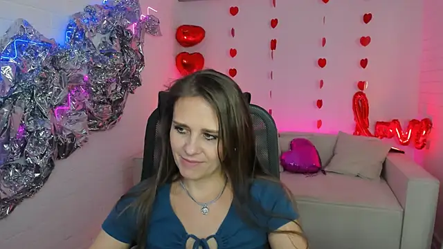 EmiliaBedy online show from 03.18.25