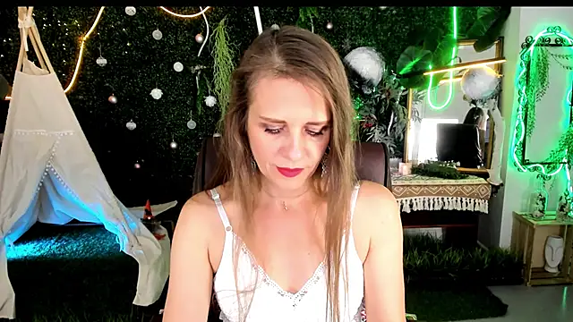 EmiliaBedy online show from 06.21.26