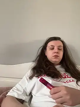 Snapshot of bunnythetailor chatting on 02.03.26 bunnythetailor online show from 02.03.26