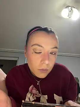 Snapshot of bunnythetailor chatting on 02.19.26 bunnythetailor online show from 02.19.26