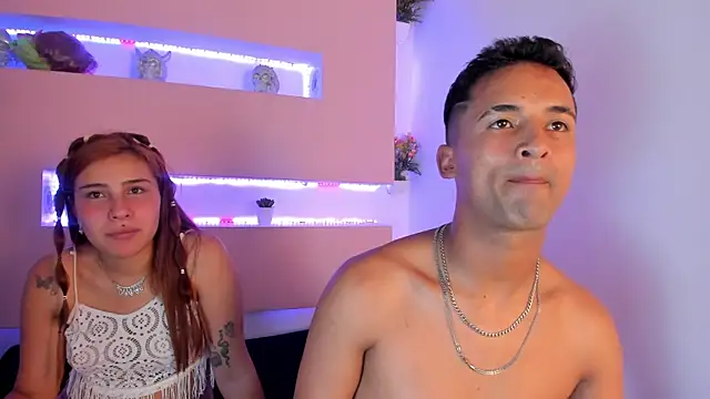 Snapshot of Nikki_and_Mayk chatting on 01.31.25 Nikki and Mayk online show from 01.31.25