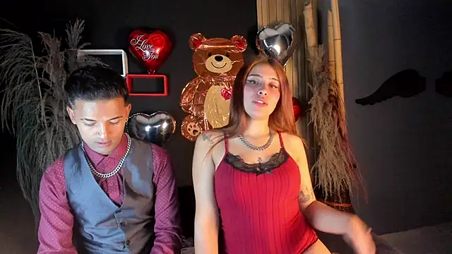 Snapshot of Nikki_and_Mayk chatting on 02.15.25 Nikki and Mayk online show from 02.15.25