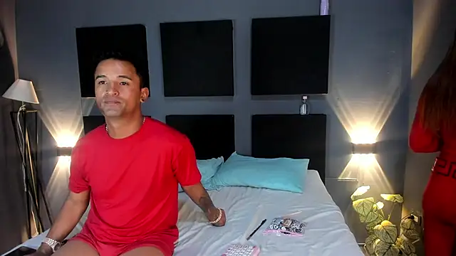 Snapshot of Nikki_and_Mayk chatting on 09.12.25 Nikki and Mayk online show from 09.12.25