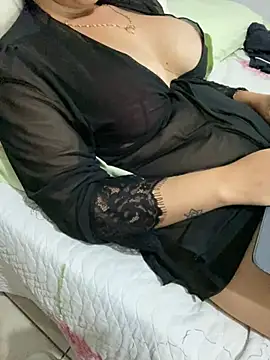 Snapshot of Alicia_BR chatting on 03.21.25 Alicia BR online show from 03.21.25