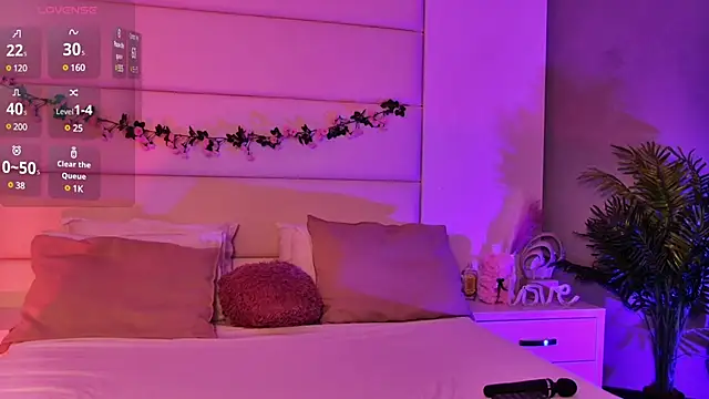 AylaPearl online show from 02.25.25