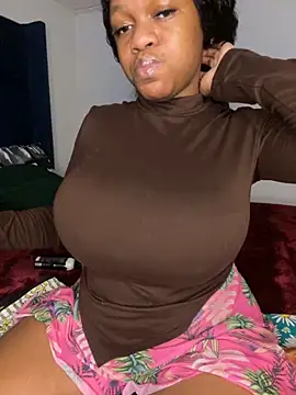 Boneca25 online show from 10.16.25