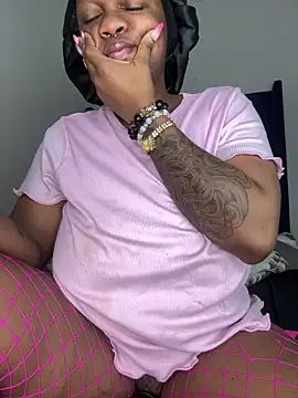 Boneca25 online show from 02.22.26