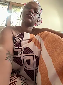 Boneca25 online show from 06.05.26