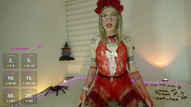 Snapshot of Katylove888 chatting on 10.06.25 Katylove888 online show from 10.06.25