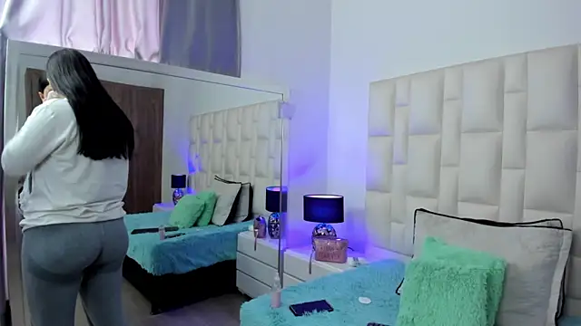 Ariana rouse online show from 04.23.26