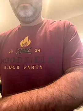 Snapshot of harrychest chatting on 10.06.25 harrychest online show from 10.06.25