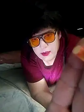Snapshot of Adrianka chatting on 09.26.25 Adrianka online show from 09.26.25