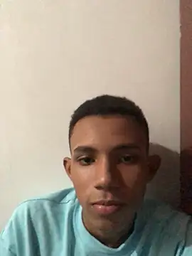 Alvarozzxv online show from 01.24.25