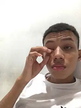 Alvarozzxv online show from 02.01.25