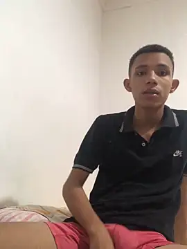 Alvarozzxv online show from 02.14.25