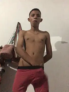 Alvarozzxv online show from 02.28.25