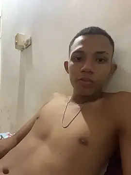 Alvarozzxv online show from 11.21.25