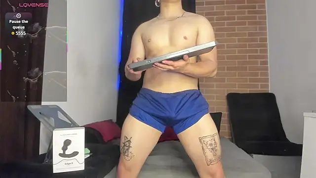 DavidX X21 Strip online show from 01.07.26