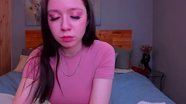 Snapshot of Alikka_Shykitty chatting on 03.10.25 Alikka Shykitty online show from 03.10.25