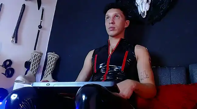 AngeloColleen online show from 02.11.25