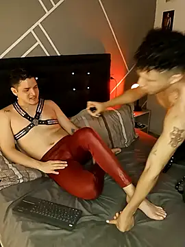 AngeloColleen online show from 10.08.25