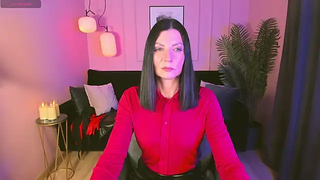 MonicaCheerful online show from 02.22.25
