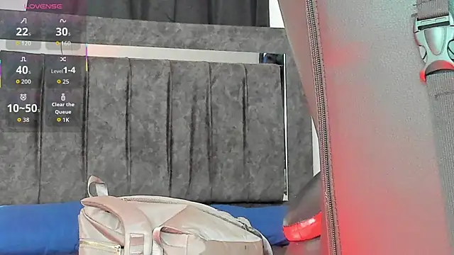 Nicol TransGirl online show from 12.16.25