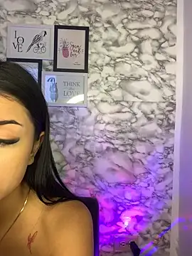 Miss karol online show from 11.22.25