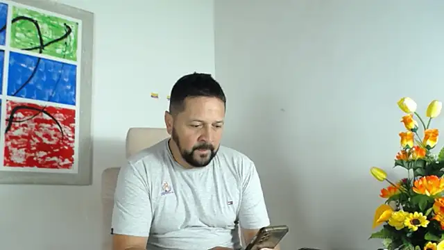 Snapshot of Daniel_08_8 chatting on 02.25.25 Daniel 08 8 online show from 02.25.25