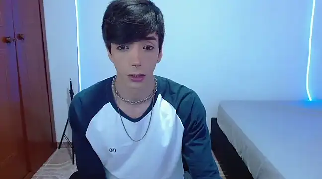 H3ll B0I online show from 03.07.25