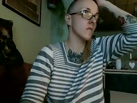 Astrid-Gilbert online show from 03.10.26