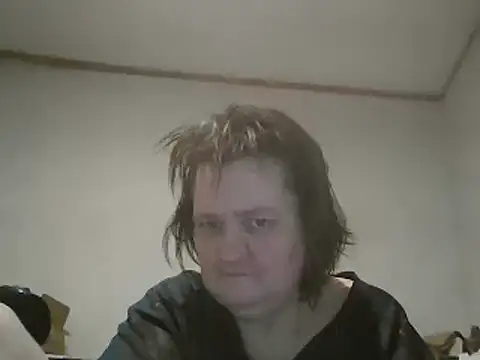 Snapshot of BBWLADY71 chatting on 02.13.25 BBWLADY71 online show from 02.13.25